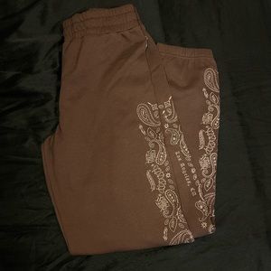 bandana paisley sweat pants